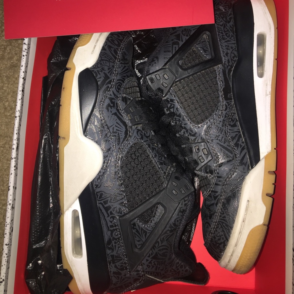 Jordan 4’s